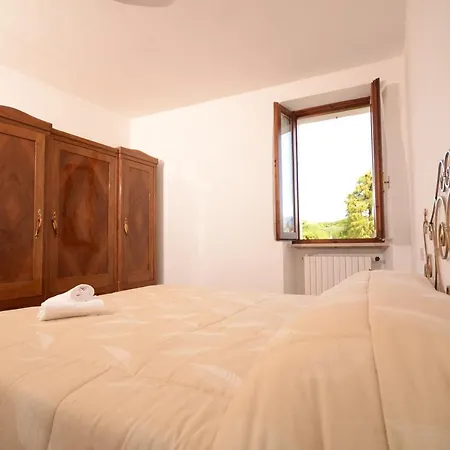 Corte Vezzola Trilocale Tommaso * פואניאגו